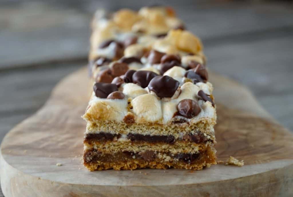 who's ready for a s'mores square