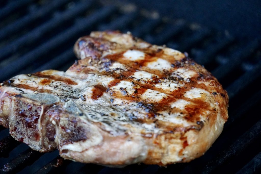 Gorgeous cross-hatch marking from the direct and indirect grilling