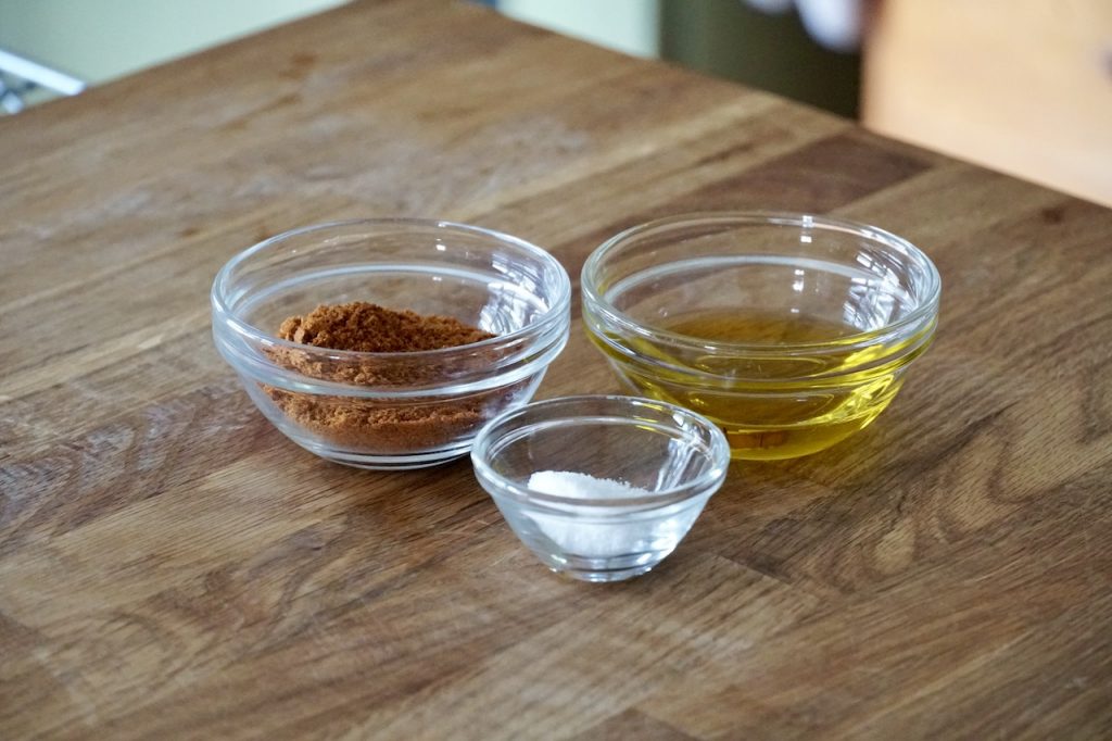 A simple rum of oil, salt and spices