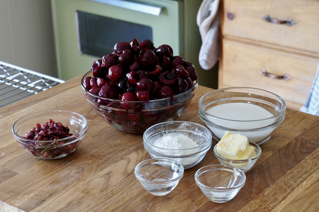 Homemade Cherry Pie - Weekend at the Cottage Pies