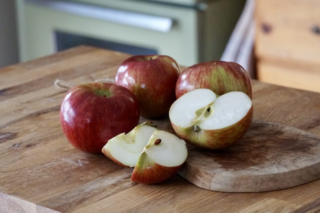 We used CORTLAND apples for this recipes, but others work too!