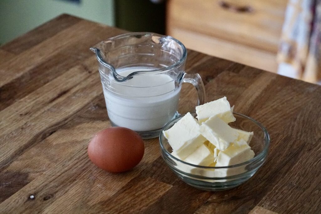 Butter, 35% cream and a farm-fresh egg