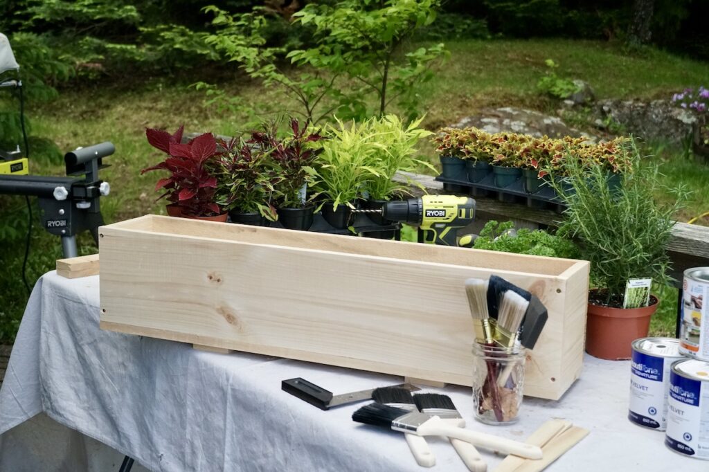 The finished homemade planter boxes can be stained or painted.