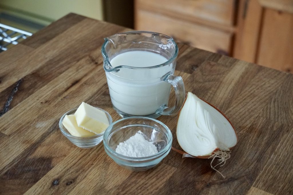 Whole milk, flour and butter plus a quarter of a white onion.