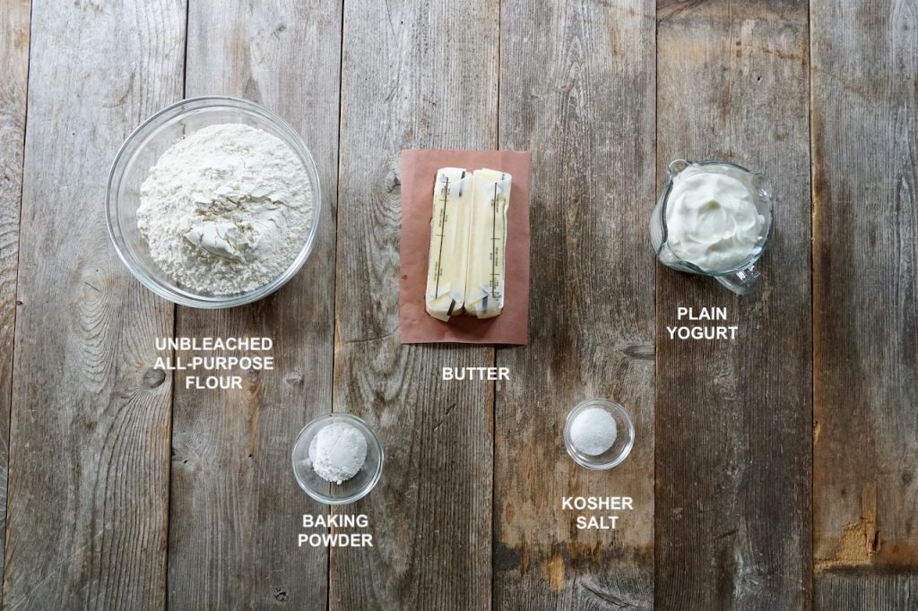 Ingredients for an easy flatbread recipe.