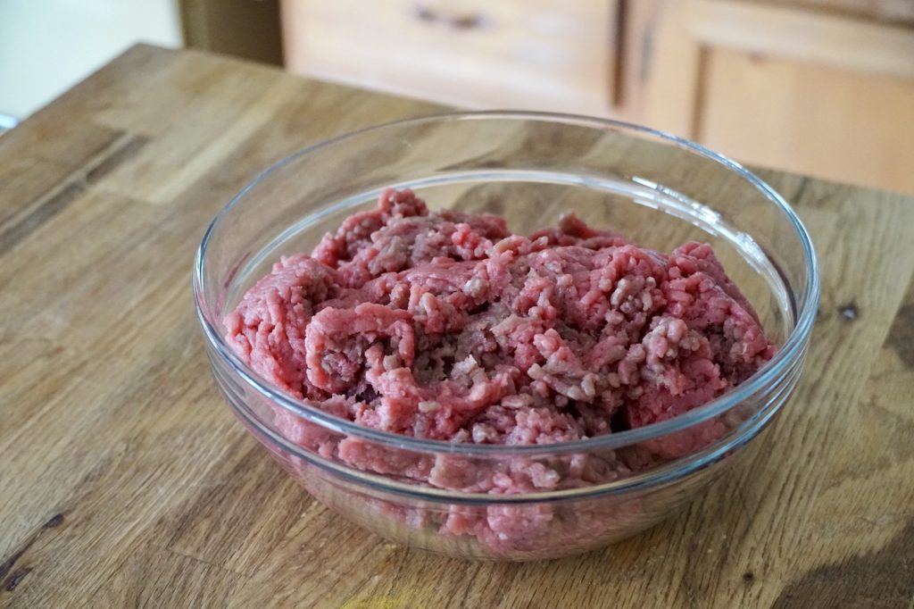 A bowl of ground grass-fed veal.