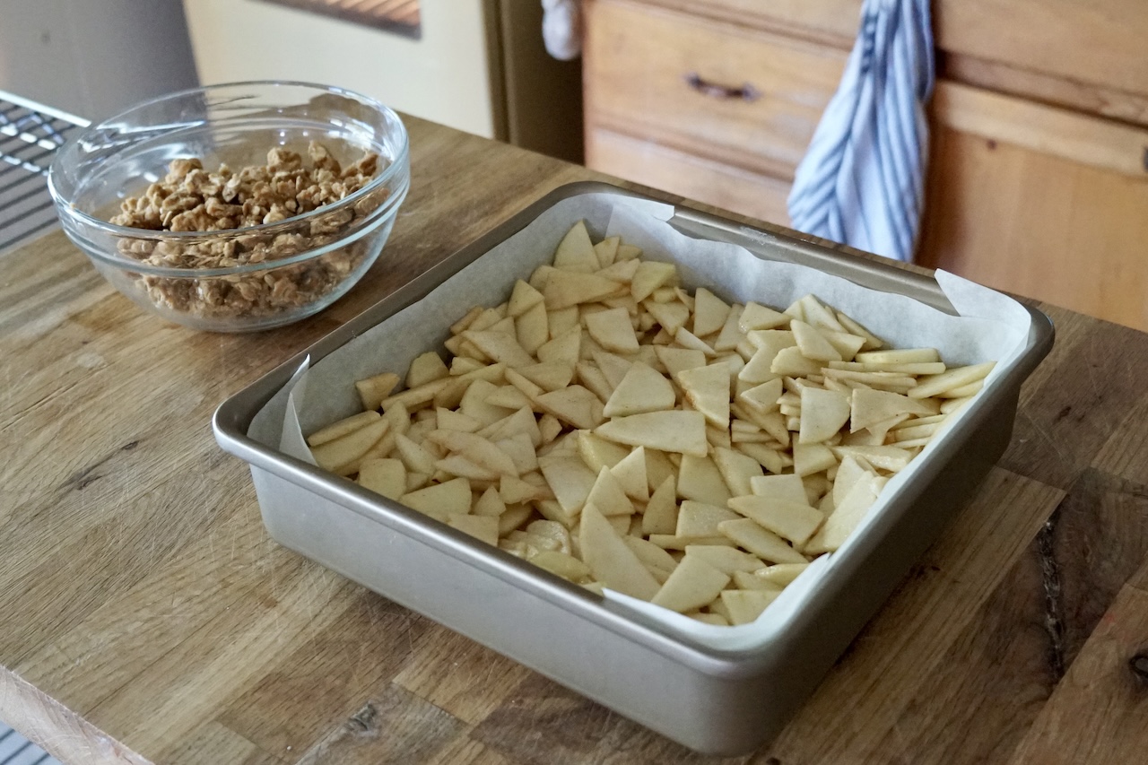 The apple filling layered onto the bake shortbread base.